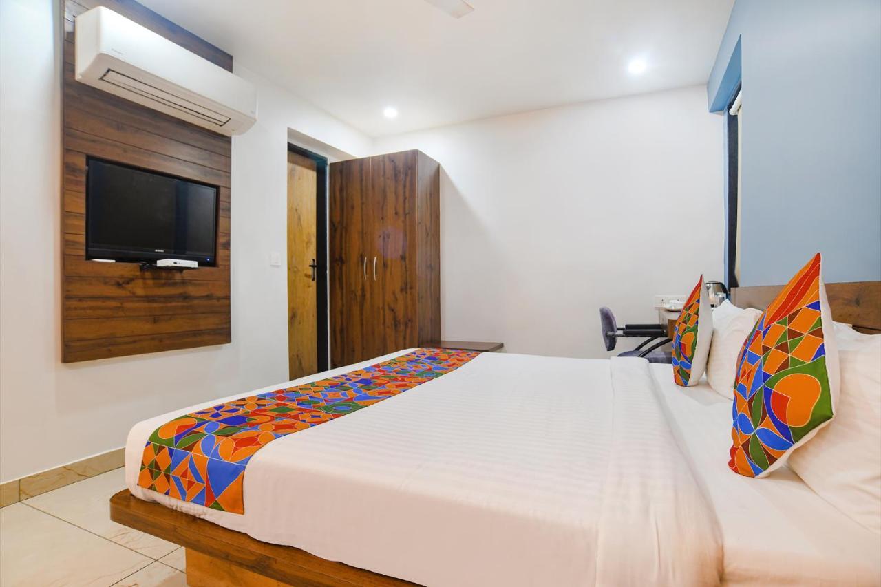 Fabhotel Blue Marine Indore Bagian luar foto